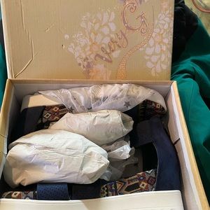 Very G shoes. Never worn. Size 10 women’s.